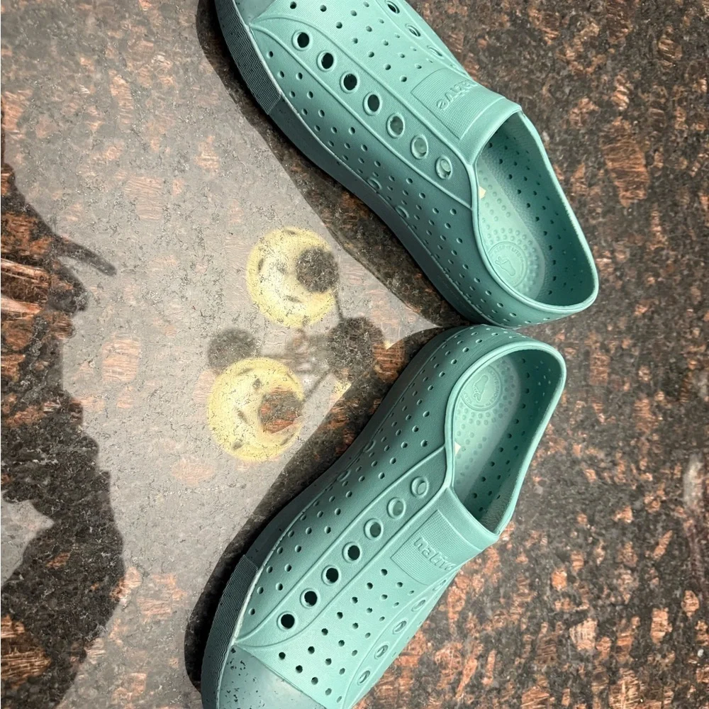 Native Jefferson Bloom Sneaker Perforated Slip-On Shoes